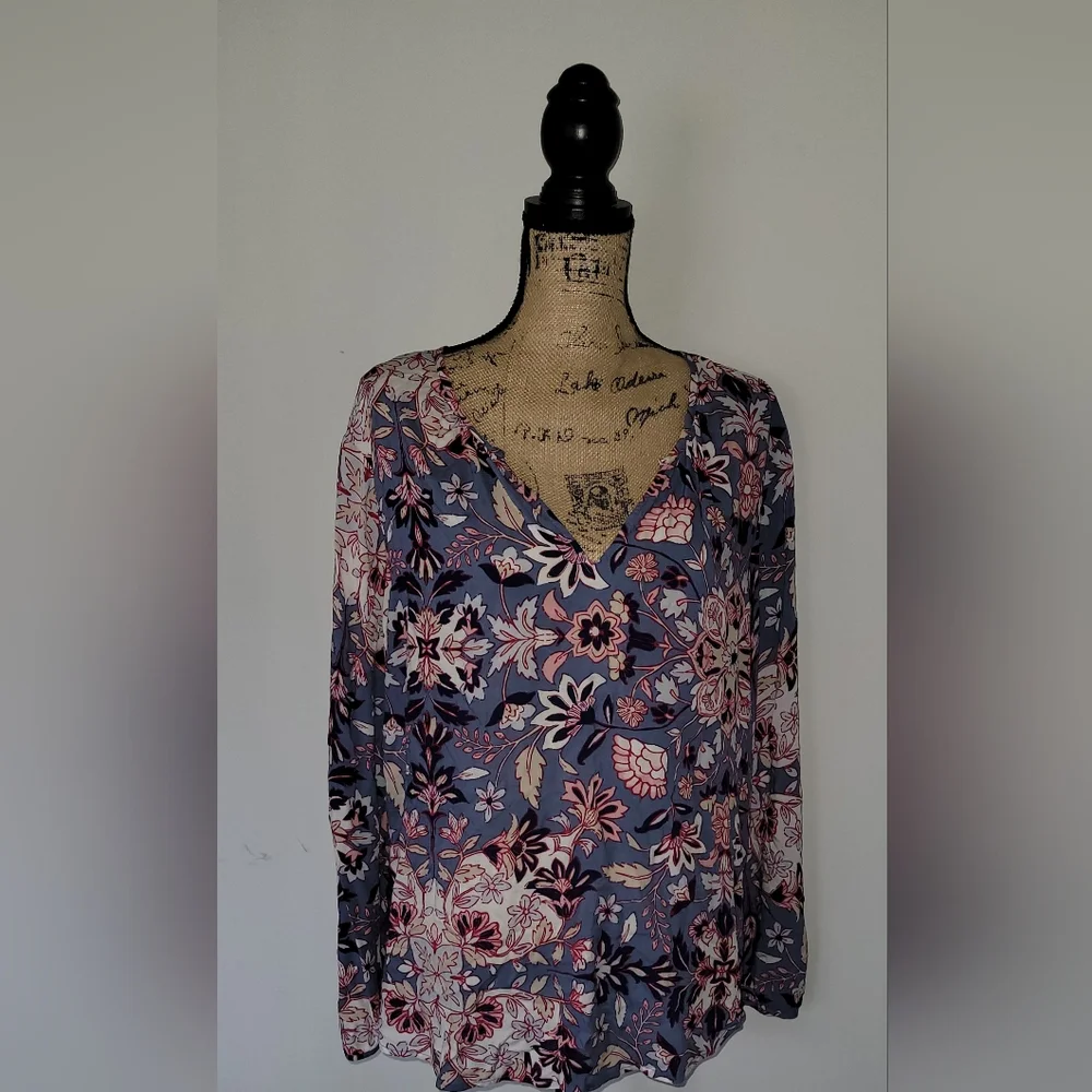 Spring Blouse - Picture 3 of 3